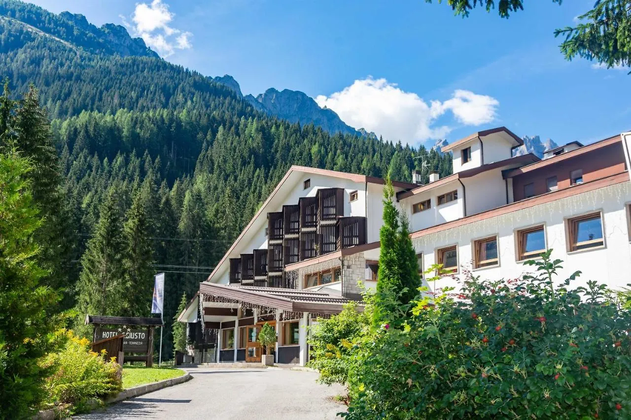 Hotel San Giusto contacts
